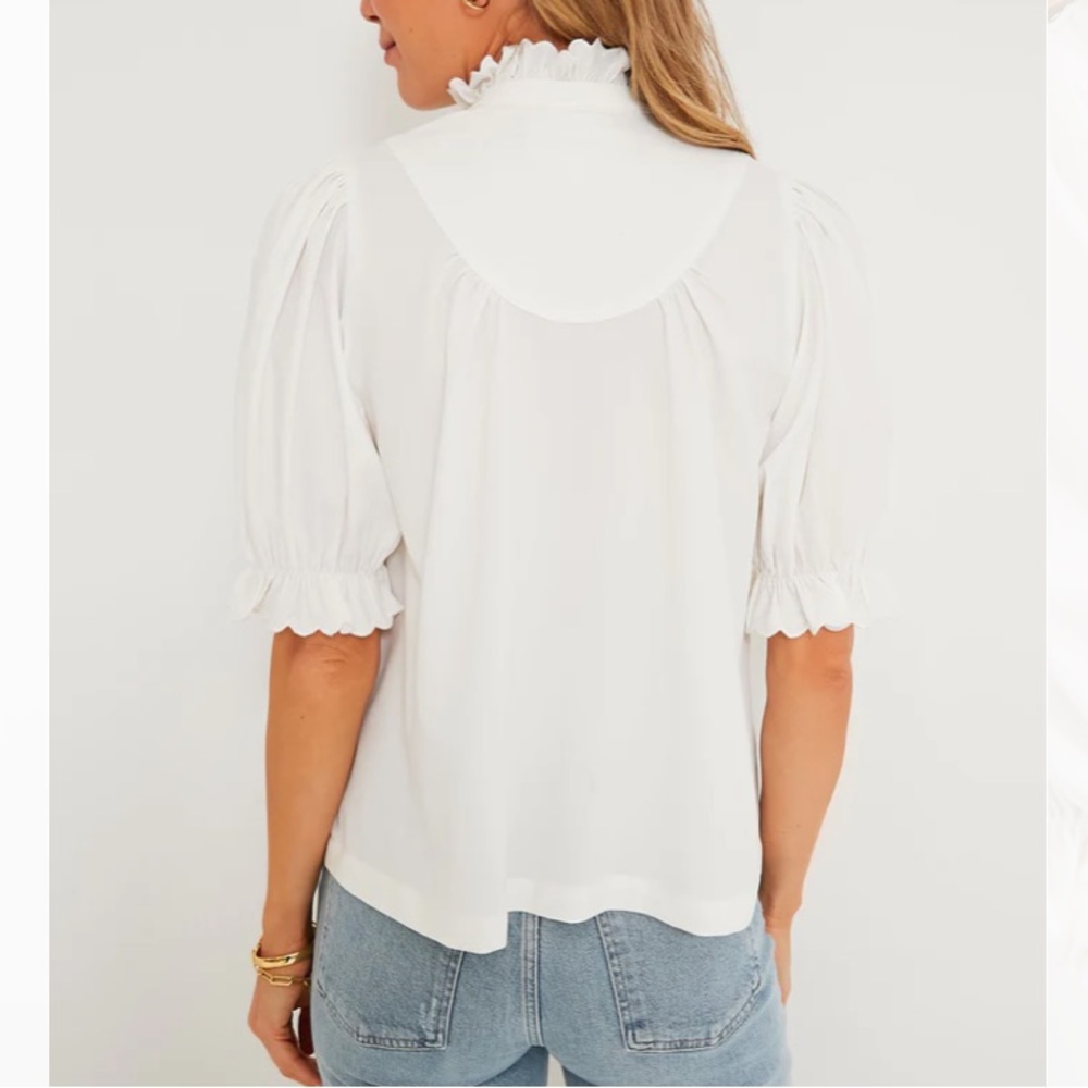 White Selena Blouse
POMANDER PLACE - Picture 5 of 11